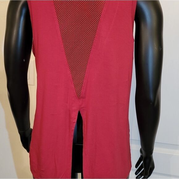 BRAND NEW DARK RED  SHORT SLEEVE WOMEN"S TOP - Picture 14 of 16